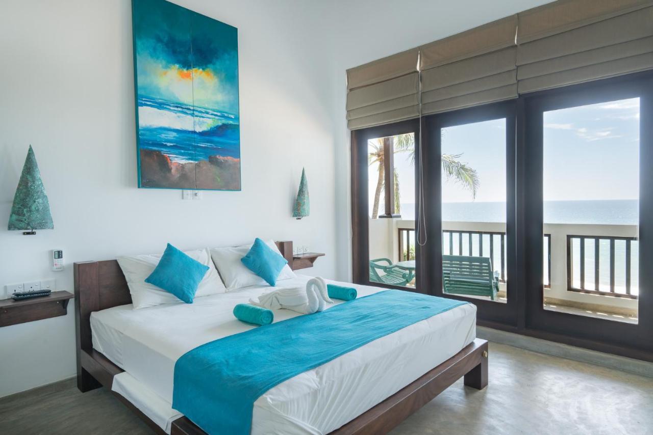 At Ease Beach Hotel Hikkaduwa Esterno foto